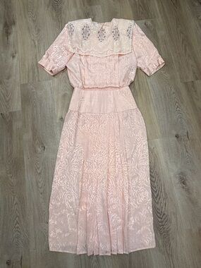 Vintage Nilani Peach Embroidered Yoke Midi Dress